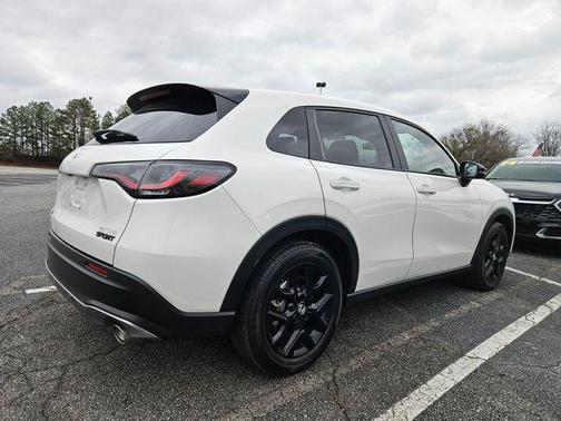 2025 Honda HR-V 2WD Sport