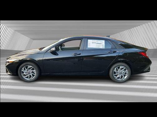 2026 Hyundai ELANTRA HEV Blue