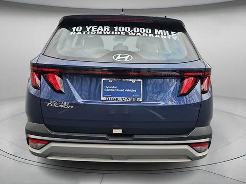 2025 Hyundai TUCSON SE