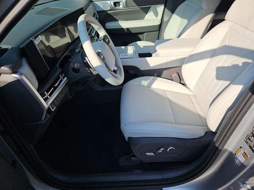 2025 Hyundai SANTA FE SEL 2.4