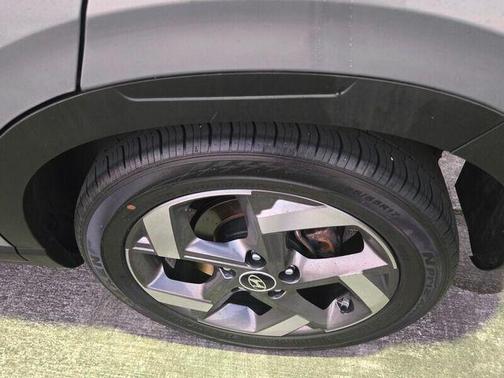 2022 Hyundai VENUE SEL