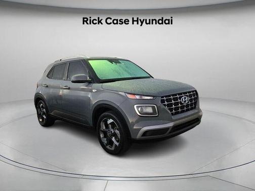 2022 Hyundai VENUE SEL