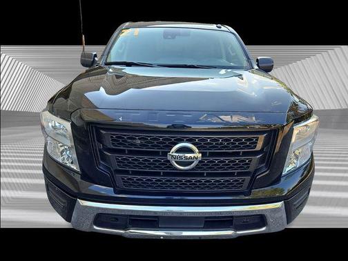 2021 Nissan Titan SV