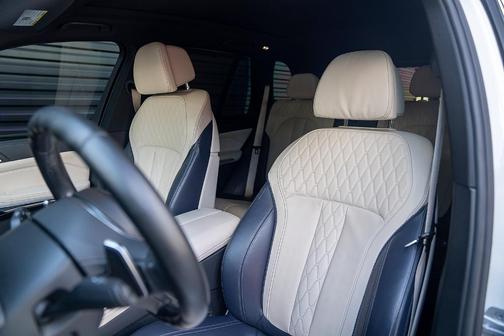 Mineral White Metallic 2021 BMW X5 xDrive40i