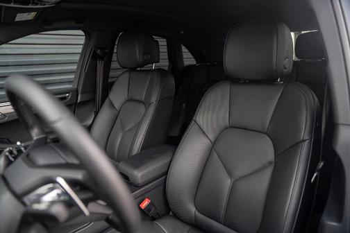 2025 Porsche Macan S