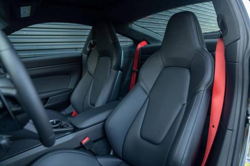 2026 Porsche 911 Carrera GTS