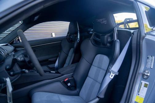 2025 Porsche 718 Cayman GT4 RS