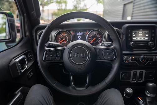 Sting Gray Clearcoat 2019 Jeep Wrangler Sport