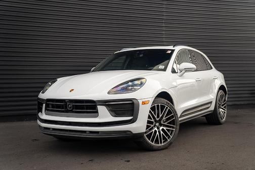 2022 Porsche Macan 