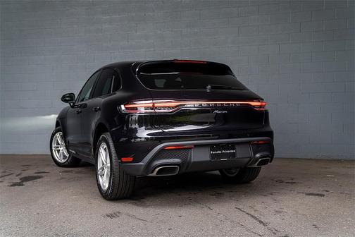 2025 Porsche Macan