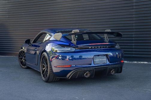 2025 Porsche 718 Cayman GT4 RS