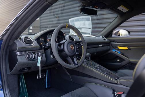2025 Porsche 718 Cayman GT4 RS