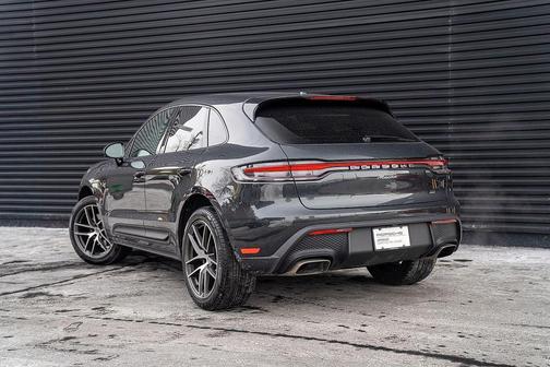 2025 Porsche Macan 