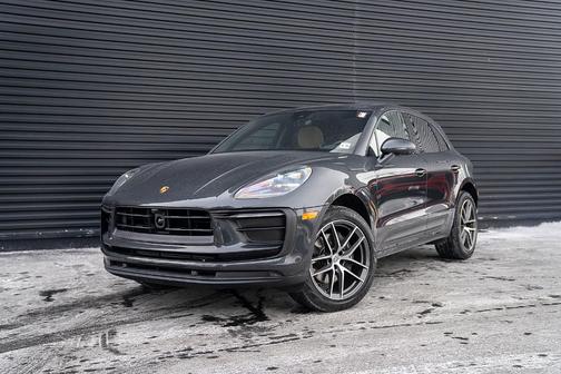 2025 Porsche Macan T