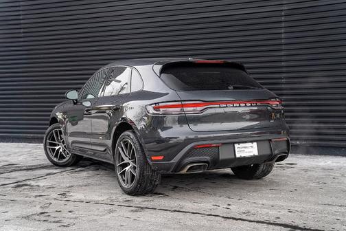 2025 Porsche Macan T