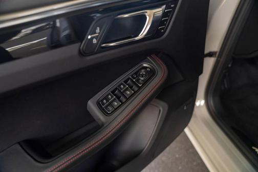 2026 Porsche Macan GTS