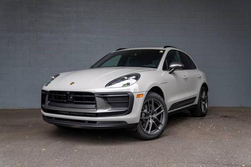 2025 Porsche Macan T