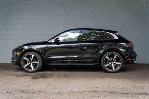 2025 Porsche Macan S