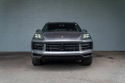 2025 Porsche Cayenne E-Hybrid AWD