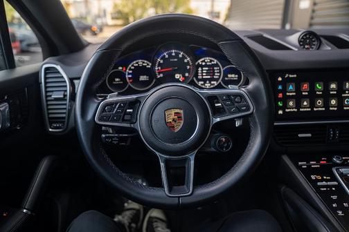 2022 Porsche Cayenne AWD