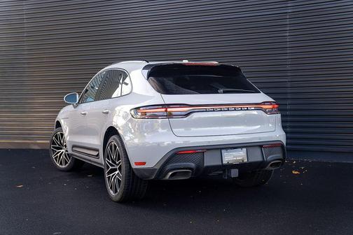 2025 Porsche Macan 