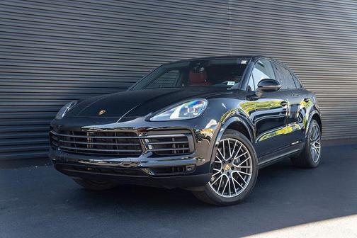Black 2023 Porsche Cayenne Platinum Edition