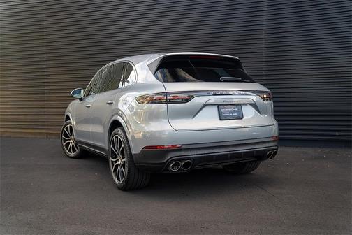 2021 Porsche Cayenne S