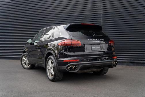 2017 Porsche Cayenne S