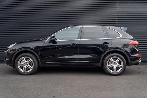 2017 Porsche Cayenne S