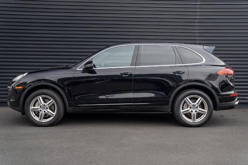 2017 Porsche Cayenne S