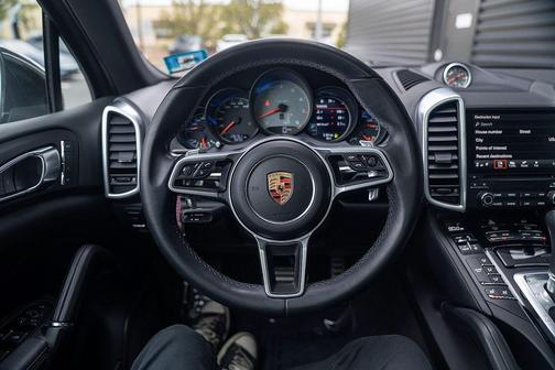 2017 Porsche Cayenne S