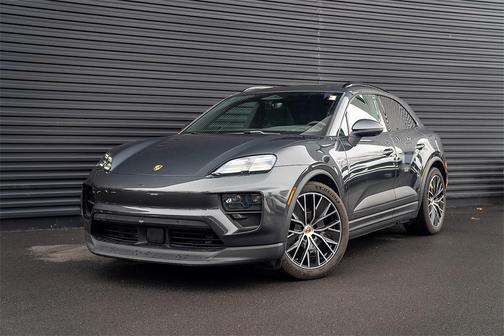 2025 Porsche Macan 4