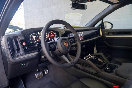 2026 Porsche Cayenne S