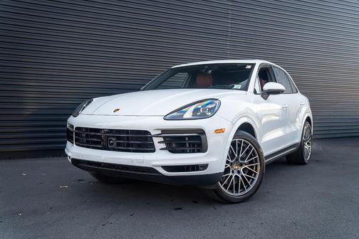 White 2023 Porsche Cayenne