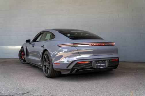 2025 Porsche Taycan GTS
