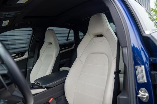 2024 Porsche Panamera 4