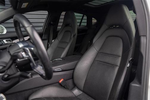 2017 Porsche Panamera 4S