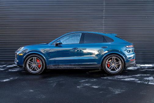 2025 Porsche Cayenne S Coupe AWD