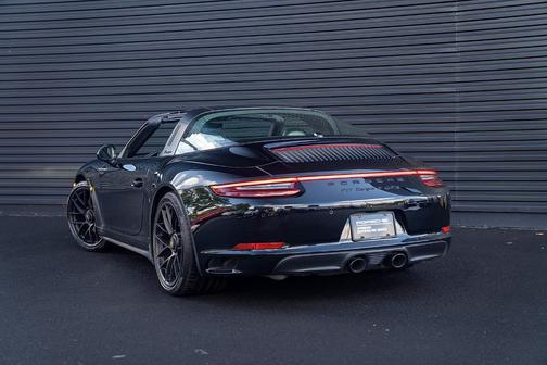 2019 Porsche 911 Targa 4 GTS