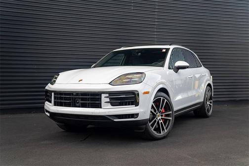2025 Porsche Cayenne S
