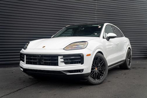 2025 Porsche Cayenne AWD
