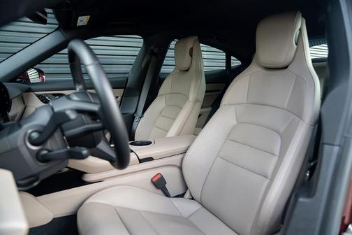 2021 Porsche Taycan Base