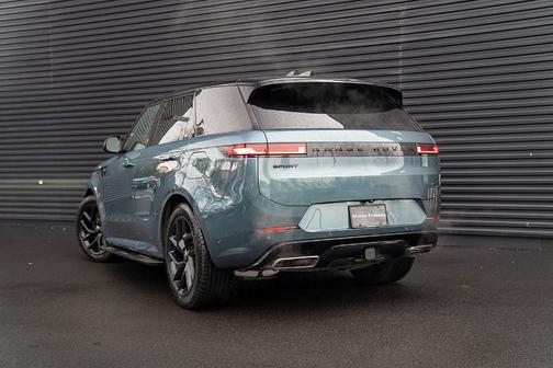 2025 Land Rover Range Rover Sport P550 Autobiography
