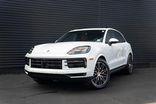 2025 Porsche Cayenne Base
