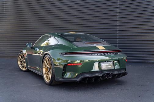 Oak Green Metallic 2026 Porsche 911 GT3