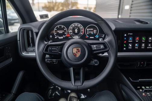 2025 Porsche Cayenne Base