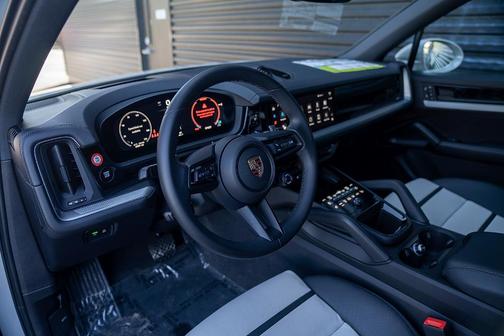 Chalk 2025 Porsche Cayenne AWD