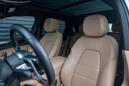 2022 Porsche Cayenne E-Hybrid