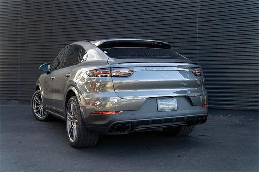 2023 Porsche Cayenne