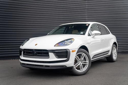 2026 Porsche Macan 